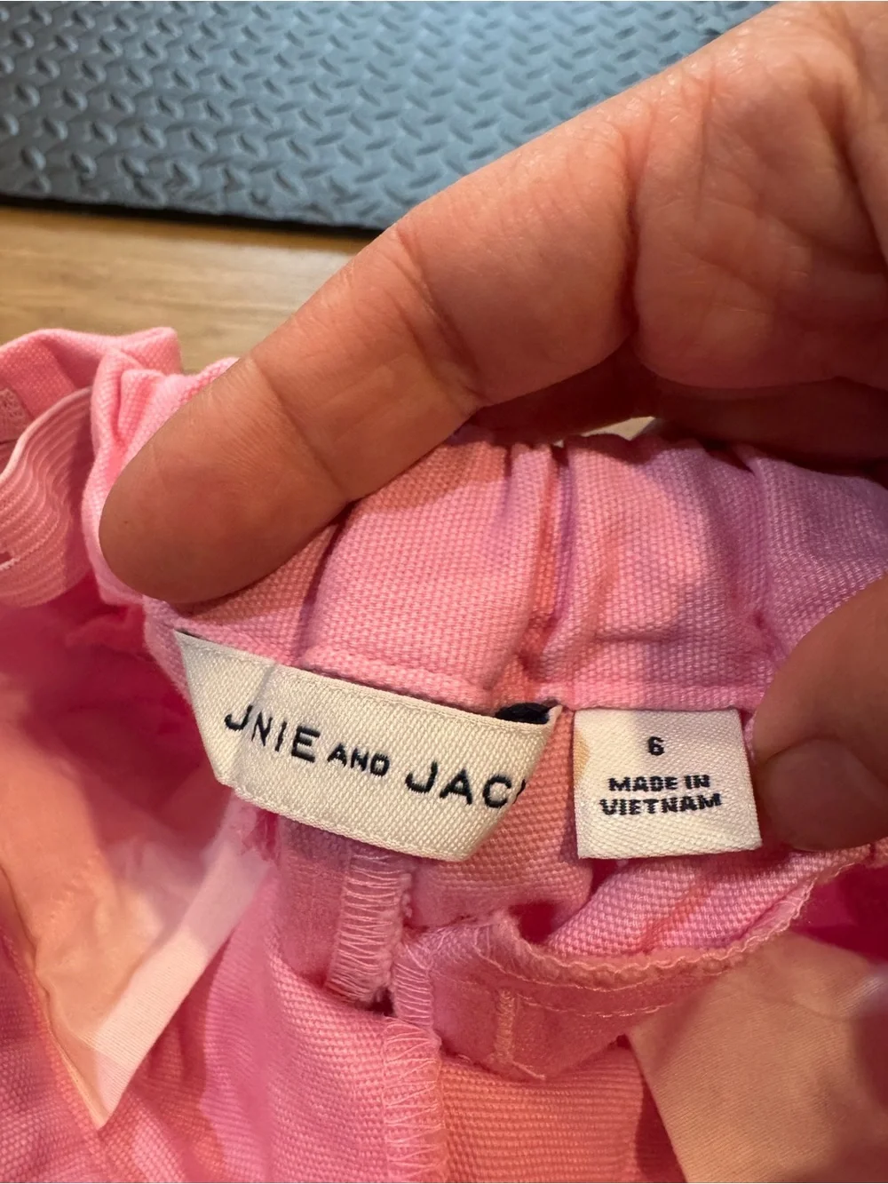 Janie and Jack pink shorts sz 6